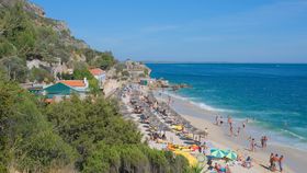 Temperaturi aproape identice în apă și în aer. Turiștii de pe litoral sunt încântați